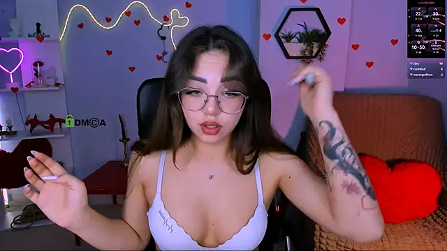 kiki swan online show from April 13, 2026, 9:24 am