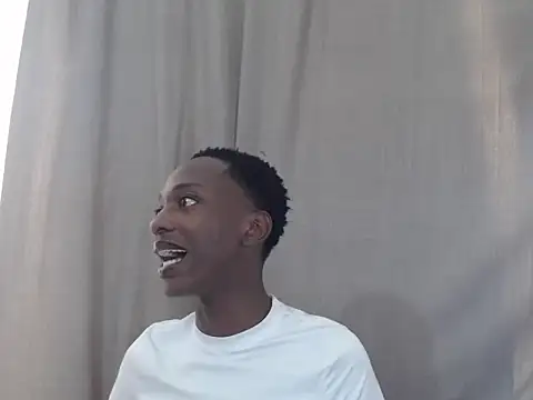 DarkTwink20 online show from March 19, 2025, 10:33 am