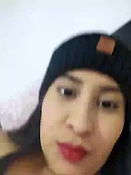 Snapshot of mialorents chatting on March 13, 2025, 11:16 pm mialorents online show from March 13, 2025, 11:16 pm