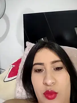 Snapshot of mialorents chatting on October 17, 2025, 8:43 pm mialorents online show from October 17, 2025, 8:43 pm