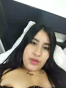 Snapshot of mialorents chatting on March 11, 2025, 3:47 am mialorents online show from March 11, 2025, 3:47 am