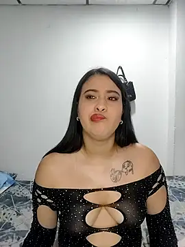 Snapshot of mialorents chatting on November 18, 2025, 9:29 pm mialorents online show from November 18, 2025, 9:29 pm