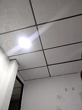 Snapshot of mialorents chatting on October 10, 2025, 6:09 pm mialorents online show from October 10, 2025, 6:09 pm