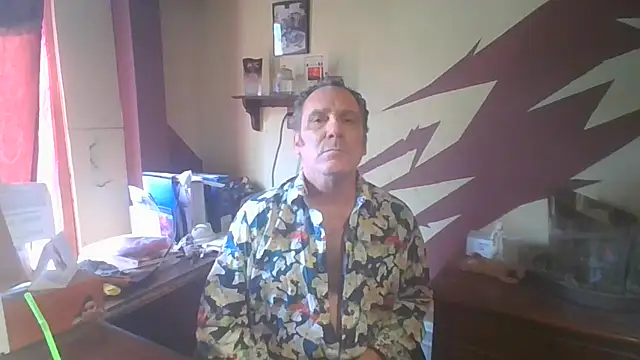 Snapshot of HunkofRock chatting on May 26, 2026, 2:59 pm HunkofRock online show from May 26, 2026, 2:59 pm