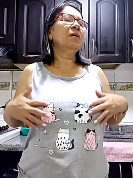 victoria wayne online show from October 18, 2025, 10:17 am