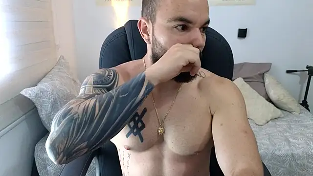 Snapshot of Isaac_Carter chatting on September 14, 2025, 11:21 am Isaac Carter online show from September 14, 2025, 11:21 am