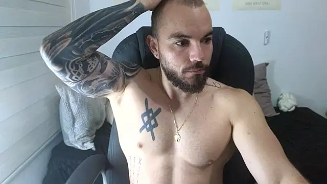 Snapshot of Isaac_Carter chatting on October 23, 2025, 10:58 am Isaac Carter online show from October 23, 2025, 10:58 am