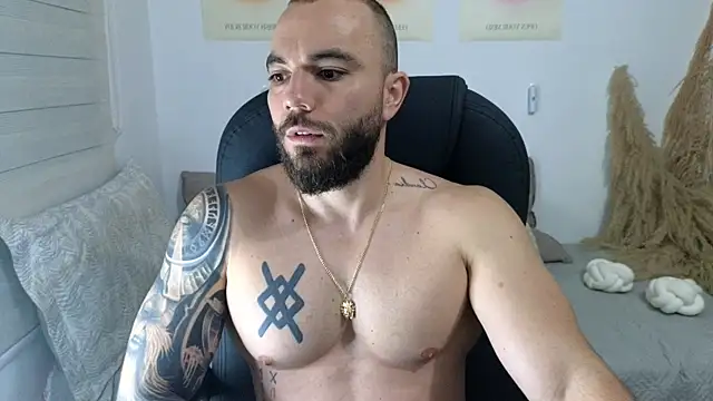 Snapshot of Isaac_Carter chatting on November 19, 2025, 10:59 am Isaac Carter online show from November 19, 2025, 10:59 am