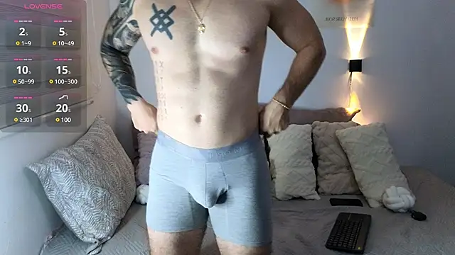 Snapshot of Isaac_Carter chatting on March 16, 2025, 10:55 am Isaac Carter online show from March 16, 2025, 10:55 am