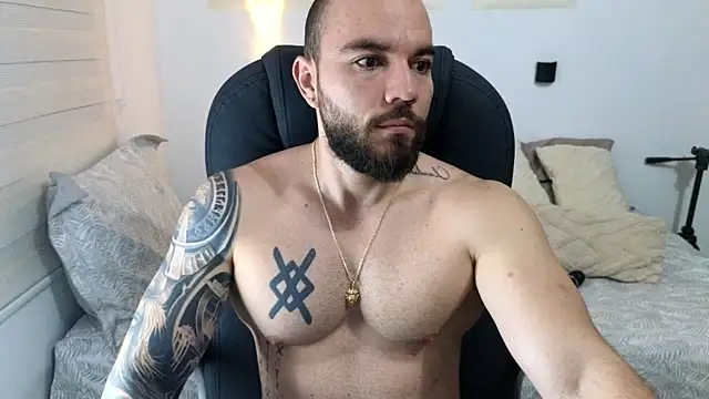 Snapshot of Isaac_Carter chatting on September 12, 2025, 11:10 am Isaac Carter online show from September 12, 2025, 11:10 am