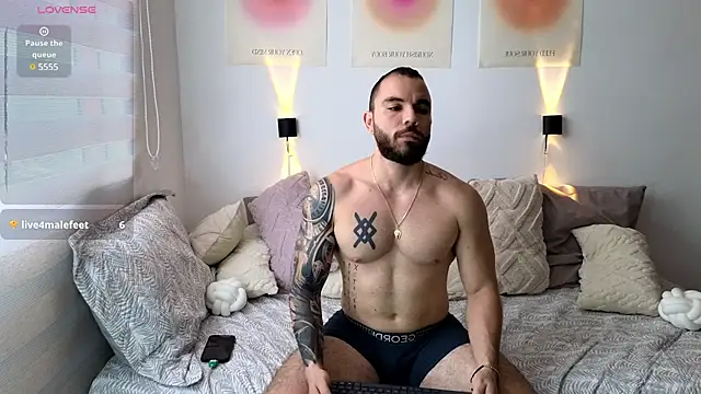 Snapshot of Isaac_Carter chatting on March 20, 2025, 1:15 pm Isaac Carter online show from March 20, 2025, 1:15 pm