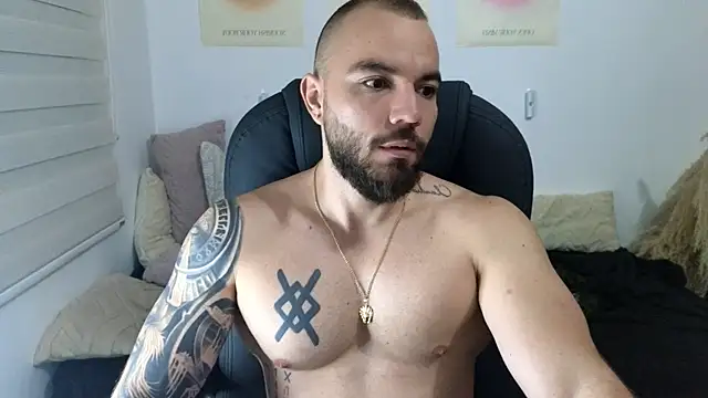 Snapshot of Isaac_Carter chatting on November 17, 2025, 10:41 am Isaac Carter online show from November 17, 2025, 10:41 am