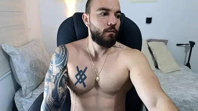 Snapshot of Isaac_Carter chatting on September 13, 2025, 11:10 am Isaac Carter online show from September 13, 2025, 11:10 am