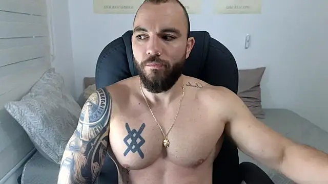 Snapshot of Isaac_Carter chatting on October 9, 2025, 11:11 am Isaac Carter online show from October 9, 2025, 11:11 am