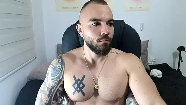 Snapshot of Isaac_Carter chatting on November 14, 2025, 11:14 am Isaac Carter online show from November 14, 2025, 11:14 am