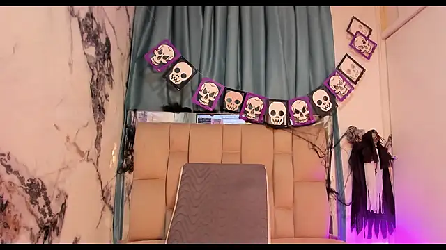 AvaX 777 online show from November 4, 2025, 12:31 pm