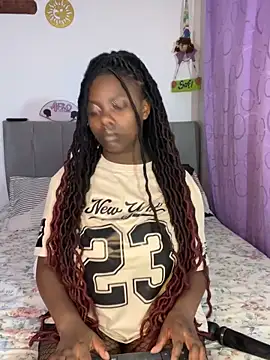 Kennya   online show from September 27, 2025, 4:07 am