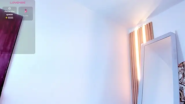 Alexa Bravva online show from June 26, 2026, 3:56 am