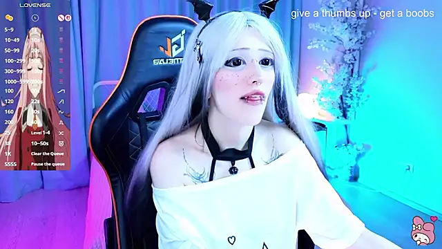 Setsunai  online show from March 4, 2026, 5:10 pm