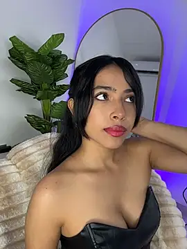 Snapshot of _Emily_Thompson_ chatting on June 22, 2026, 2:17 am Emily Thompson online show from June 22, 2026, 2:17 am