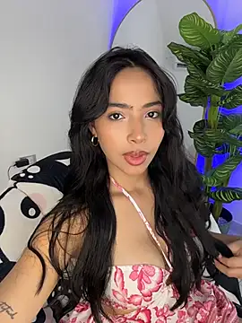 Snapshot of _Emily_Thompson_ chatting on July 22, 2026, 3:41 am Emily Thompson online show from July 22, 2026, 3:41 am