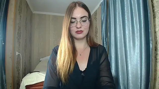 Leila Kissyu online show from September 27, 2025, 6:03 pm