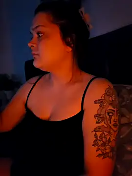 Saucy-Serenity online show from March 19, 2025, 10:31 pm