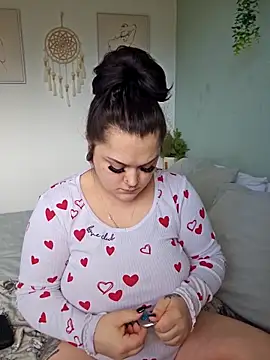 Saucy-Serenity online show from March 28, 2026, 2:29 pm