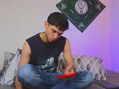 samevansx  online show from September 25, 2025, 2:01 pm