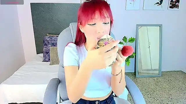 sharon rosse   online show from September 19, 2025, 11:36 am