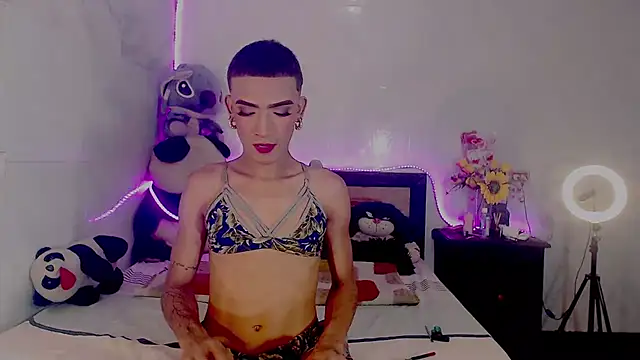 KimberlyXtreme online show from September 15, 2025, 2:12 am