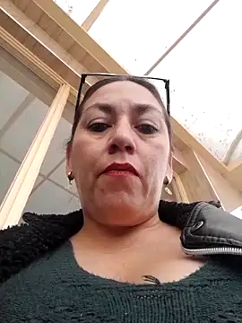 Luna-nevada online show from October 14, 2025, 2:17 pm