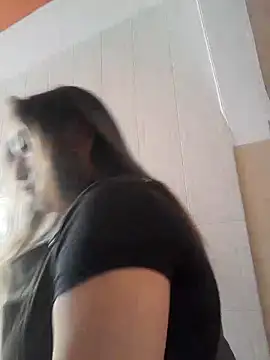 Luna-nevada online show from October 17, 2025, 4:20 pm