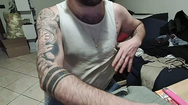 maialinofriuli online show from February 4, 2026, 8:15 pm