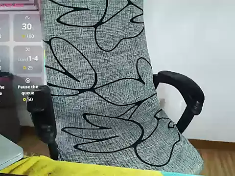 Hannah Kiim online show from July 24, 2026, 1:51 pm