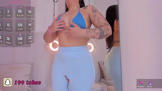 riri candy online show from April 18, 2026, 4:04 am