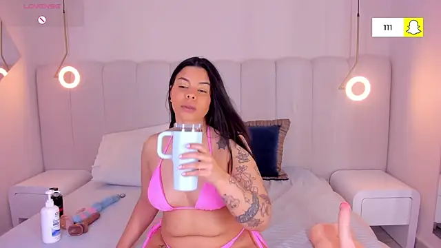 riri candy online show from January 13, 2026, 3:54 am