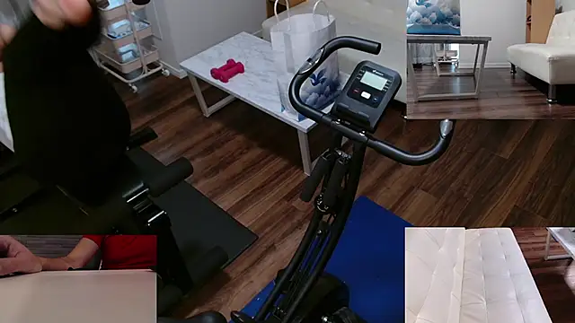 Stretch-man online show from February 24, 2026, 6:03 am