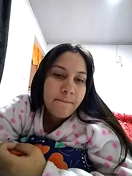 esmeralda jadees online show from March 22, 2026, 1:23 pm