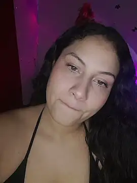 esmeralda jadees online show from March 12, 2025, 1:36 am