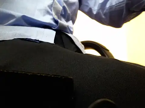 himvilohi08 online show from October 27, 2025, 5:41 am