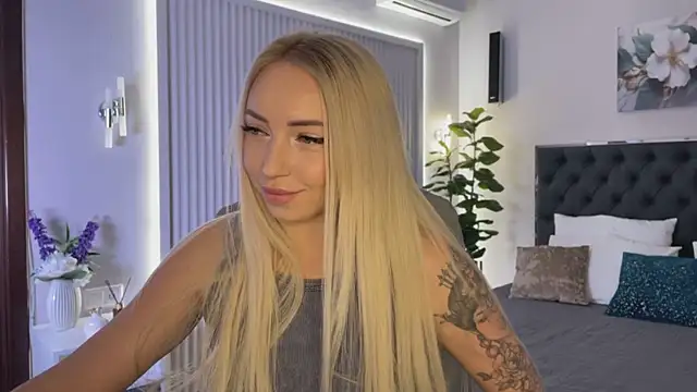 OhMyEmma online show from October 1, 2025, 1:33 am