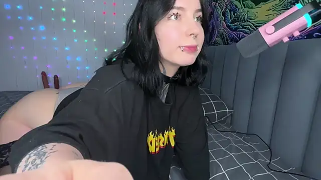 yourvodka online show from December 15, 2025, 1:22 am