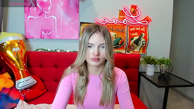 EvelineAmore online show from October 7, 2025, 8:48 am