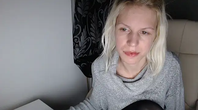 ElssaRush online show from March 9, 2025, 12:21 am