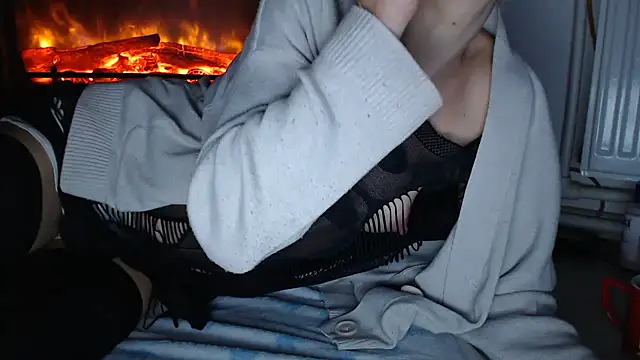 ElssaRush online show from October 8, 2025, 11:16 pm