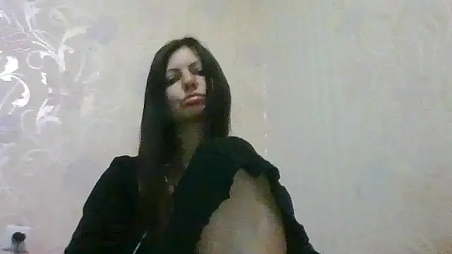 AliseWats online show from September 13, 2025, 5:57 pm