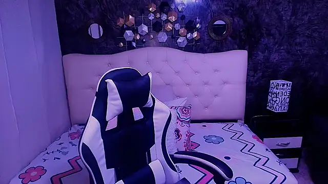 Snapshot of _LiilyWong chatting on September 18, 2025, 5:10 am LiilyWong online show from September 18, 2025, 5:10 am