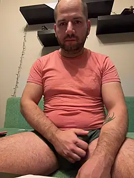 Snapshot of Norbesz34 chatting on March 7, 2025, 6:22 pm Norbesz34 online show from March 7, 2025, 6:22 pm