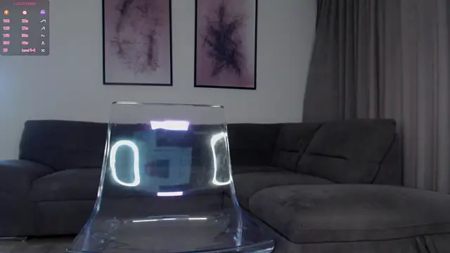 reinakylie online show from October 28, 2025, 8:57 am